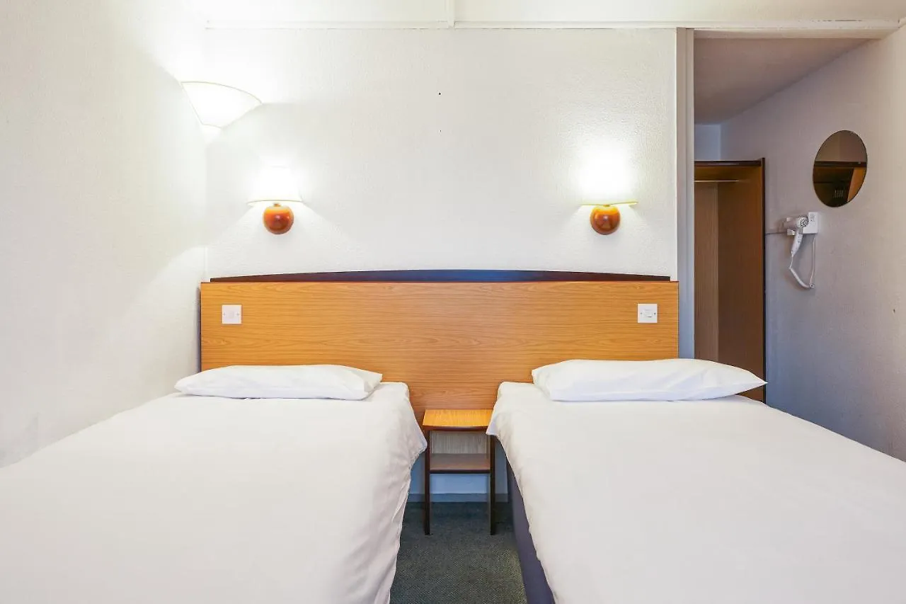 Campanile Hotel Wakefield 2*,  Birleşik Krallık